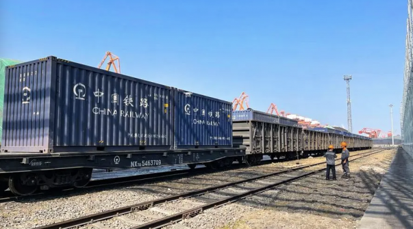 Tashkent to Tashkent Central Asia train departs