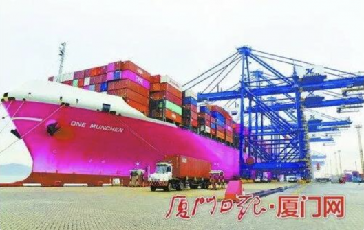 New US-Eastern route in Xiamen Port.